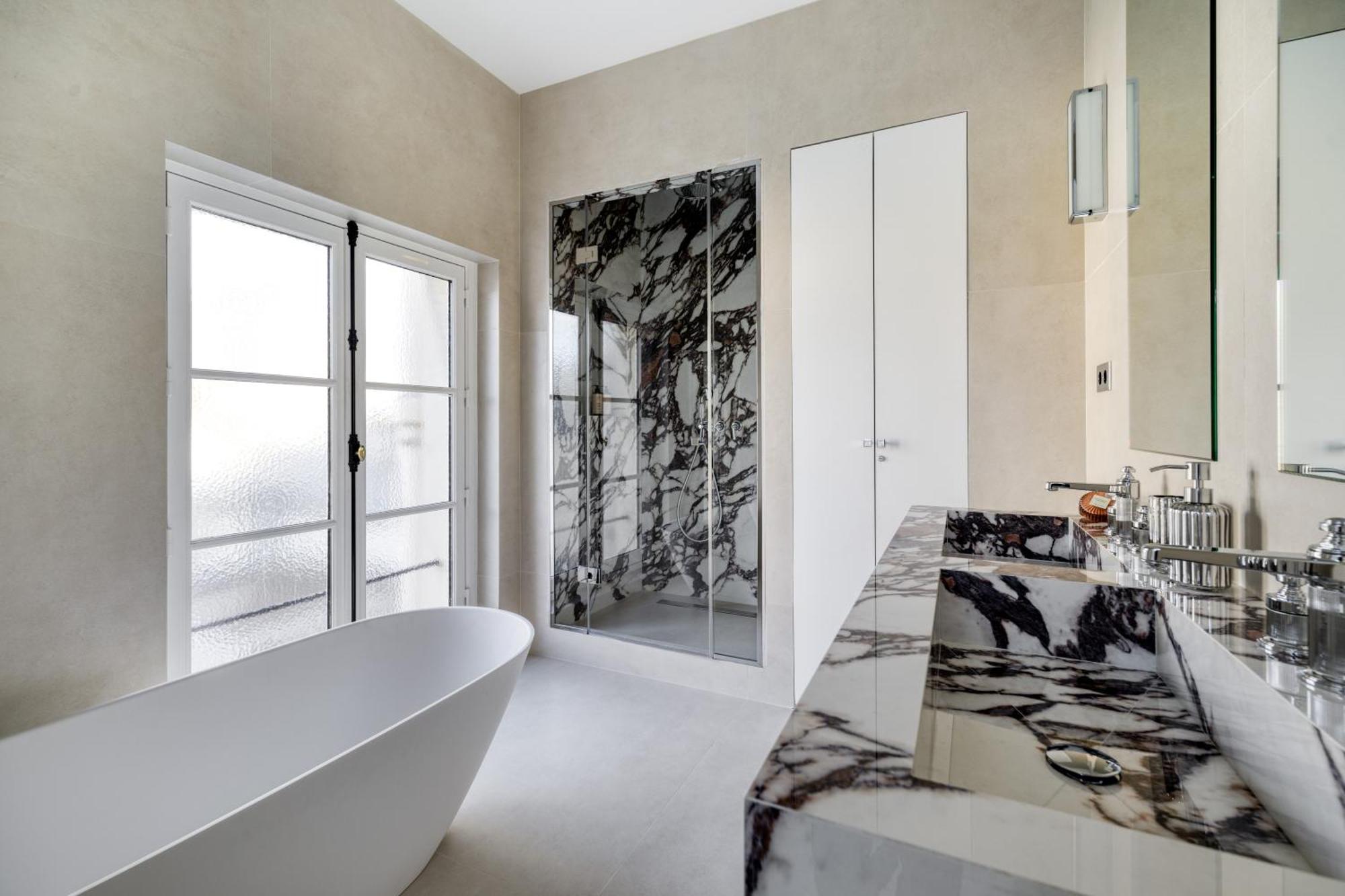 Oniri - Serviced Apartments In Louvre - Rue De Rivoli Parigi